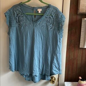 LOGO by Lori Goldstein Light Blue Lace Yoke Short Sleeve Tee